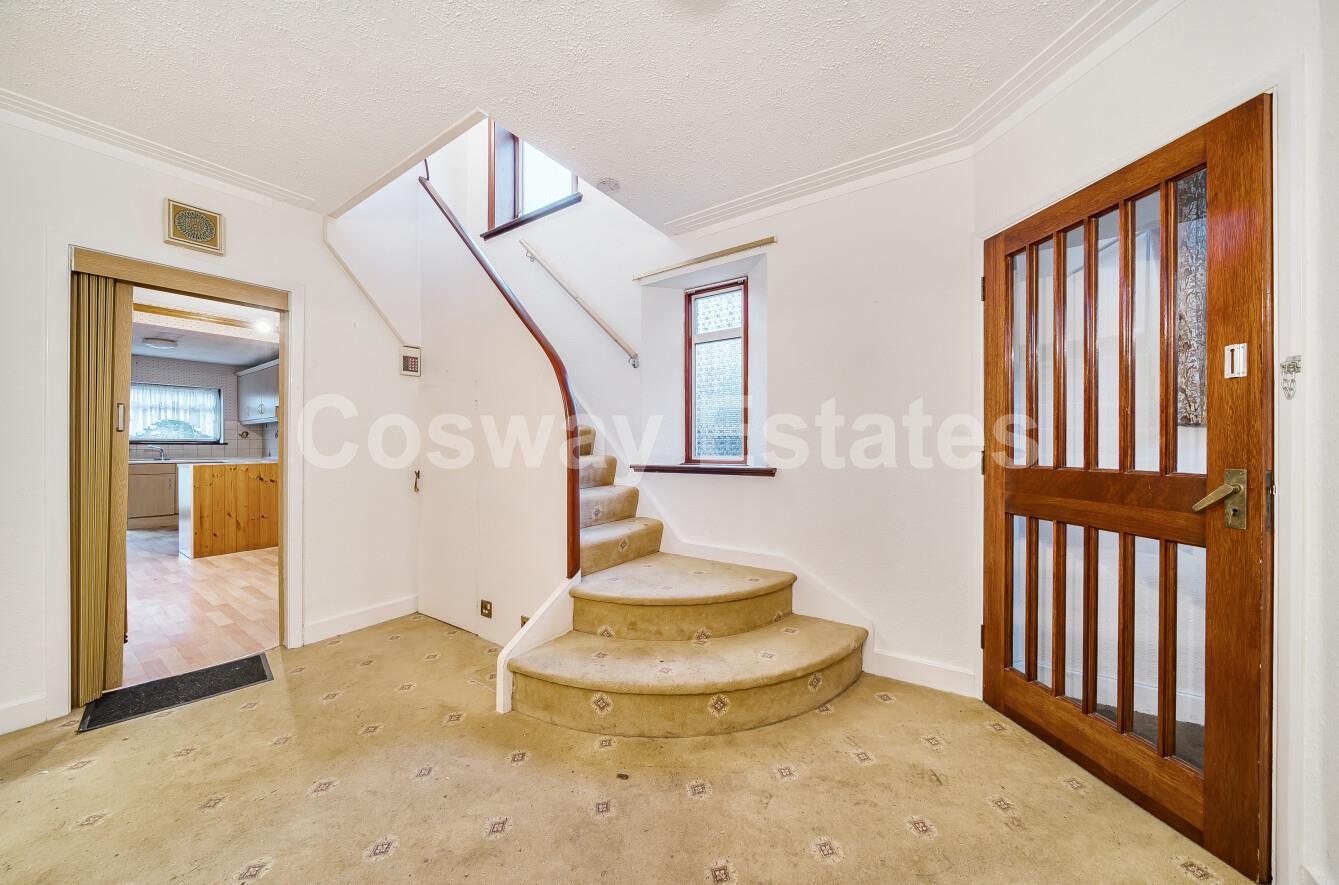 Blackwell Gardens, Edgware, HA8, Edgware